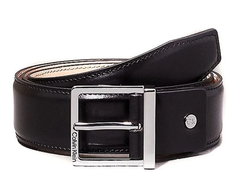 Cheap Calvin Klein Cintura in pelle Sleek Square Nera